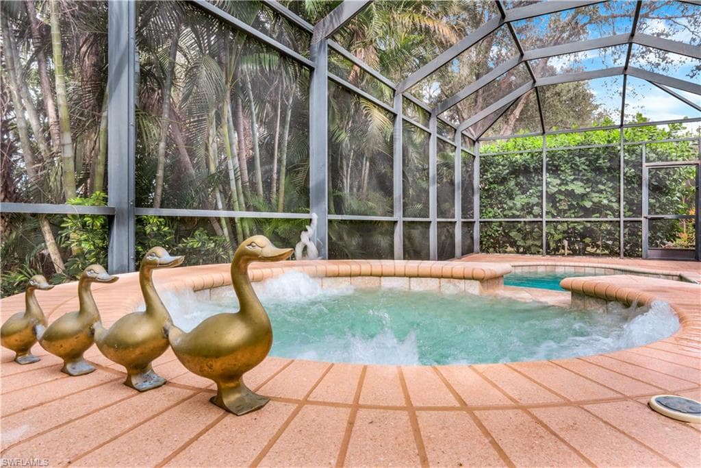 12719 Aviano Dr, Naples, FL 34105-29
