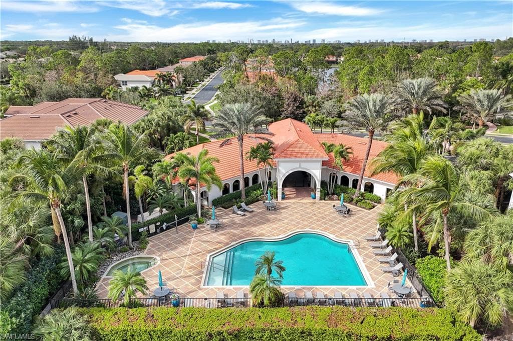 12719 Aviano Dr, Naples, FL 34105-37