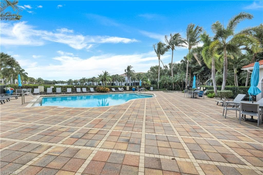 12719 Aviano Dr, Naples, FL 34105-41