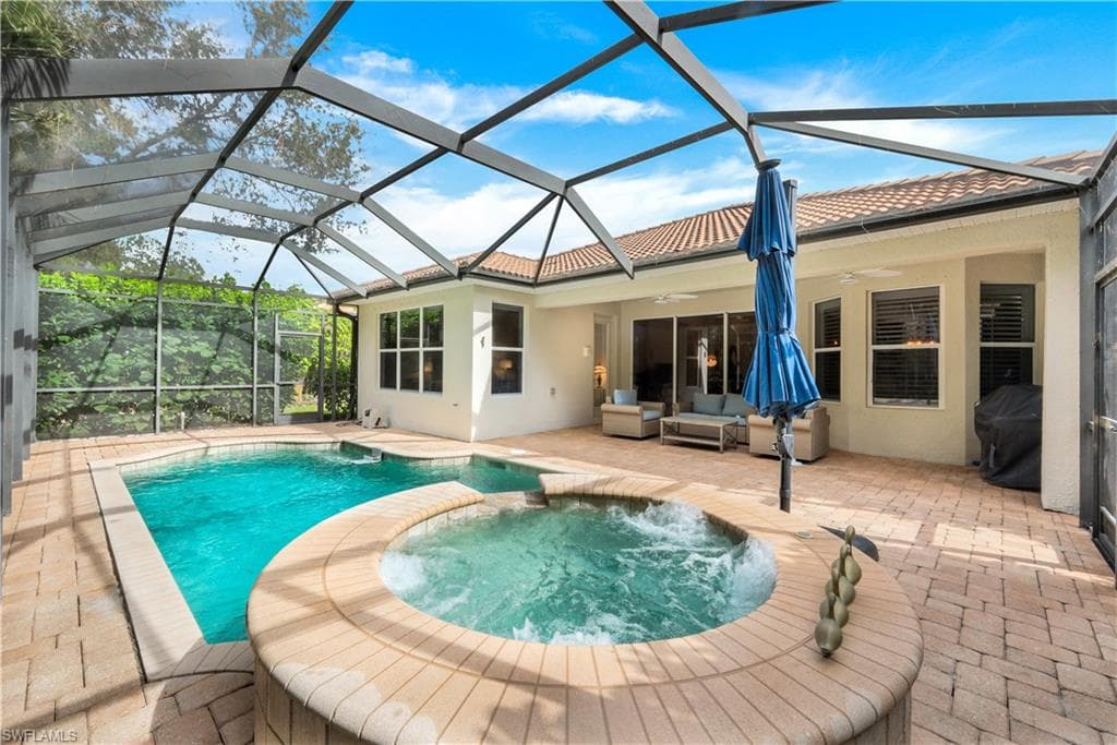 12719 Aviano Dr, Naples, FL 34105-4