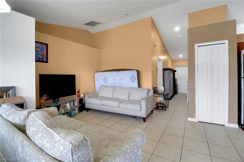 4110 24th St SW, Lehigh Acres, FL 33976-4