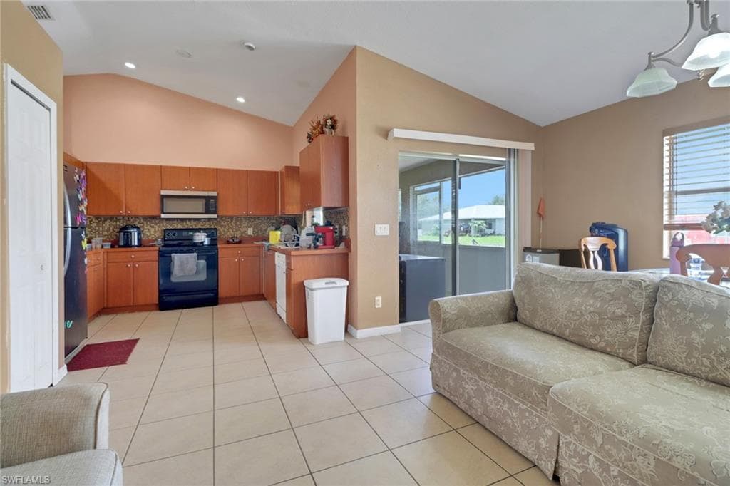 4110 24th St SW, Lehigh Acres, FL 33976-6