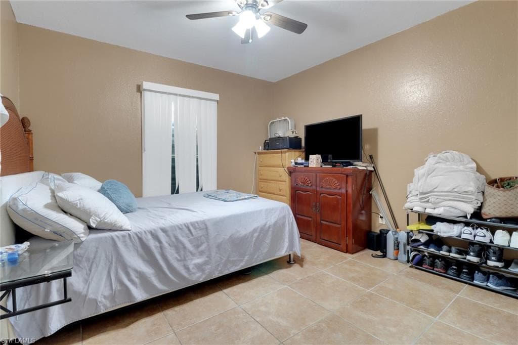 4110 24th St SW, Lehigh Acres, FL 33976-8