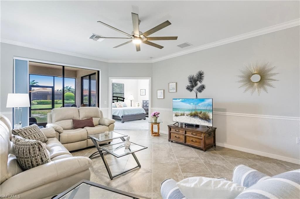 1403 Oceania Dr S, Naples, FL 34113-17