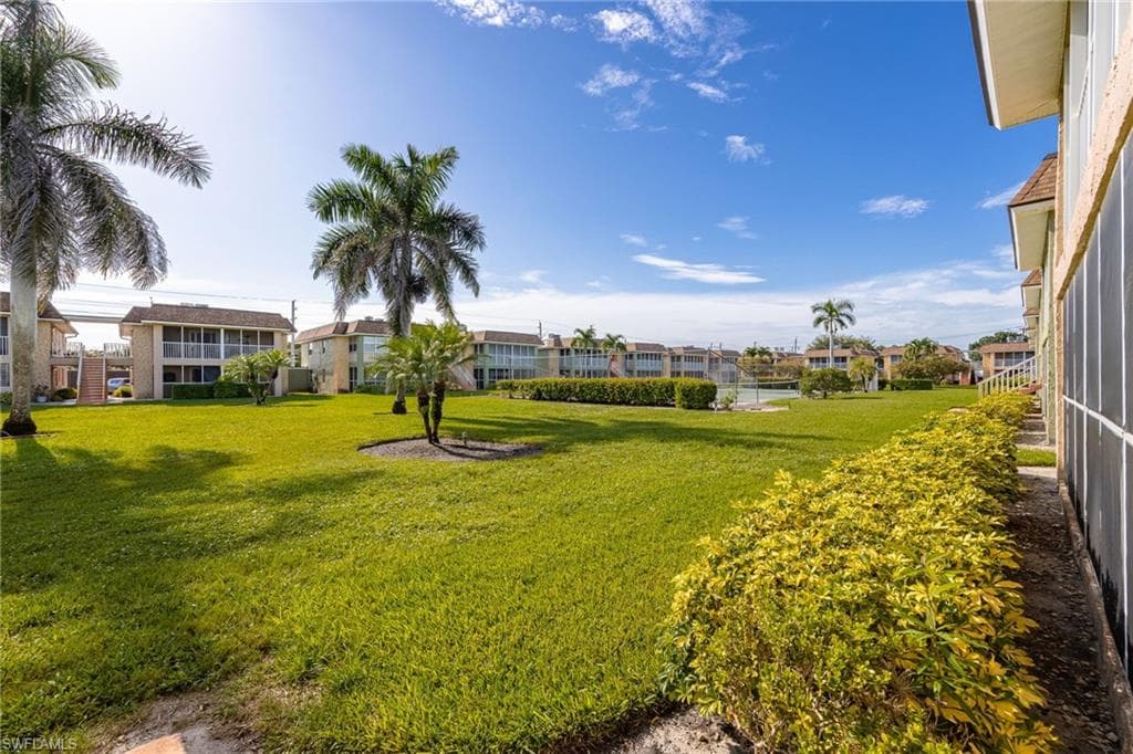 1400 Pompei Ln 23, Naples, FL 34103-28