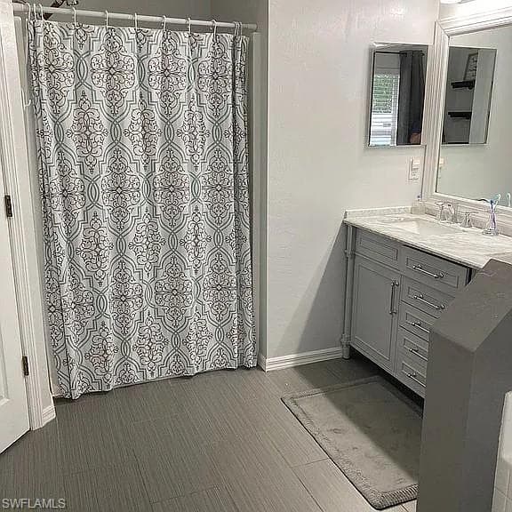 2501 Hawks Preserve Dr, Fort Myers, FL 33905-17