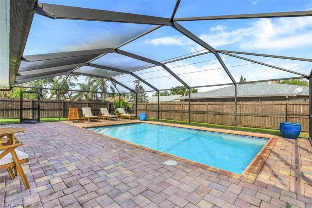 9807 Kentucky St, Bonita Springs, FL 34135-9