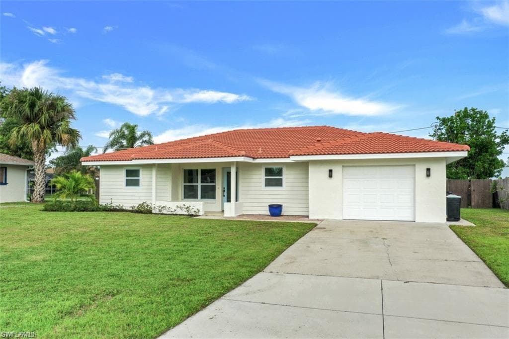 9807 Kentucky St, Bonita Springs, FL 34135-27