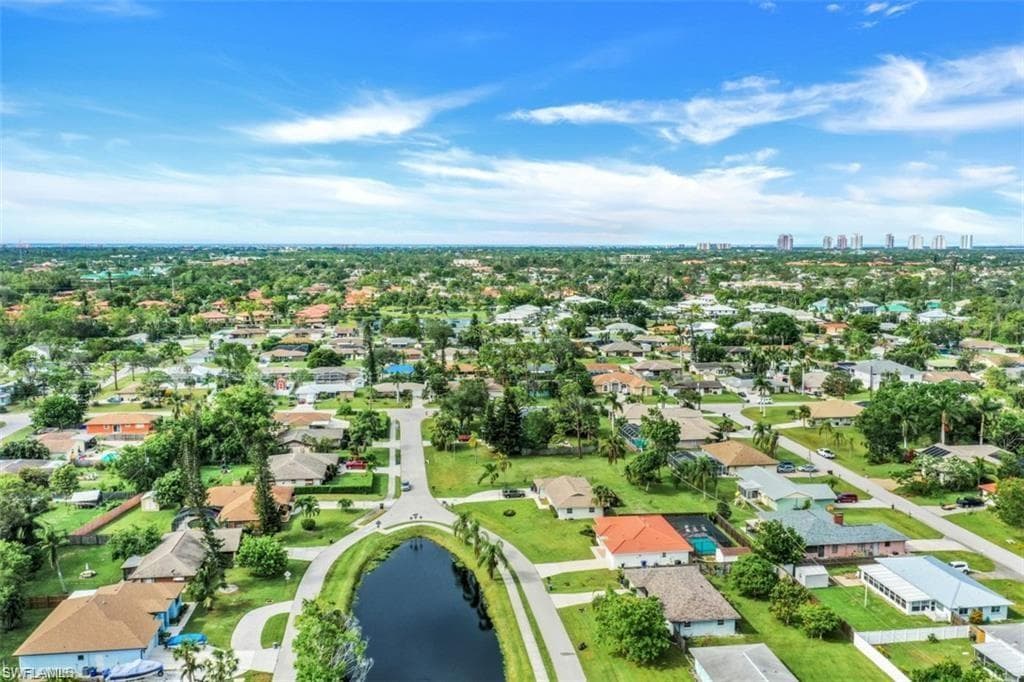 9807 Kentucky St, Bonita Springs, FL 34135-5