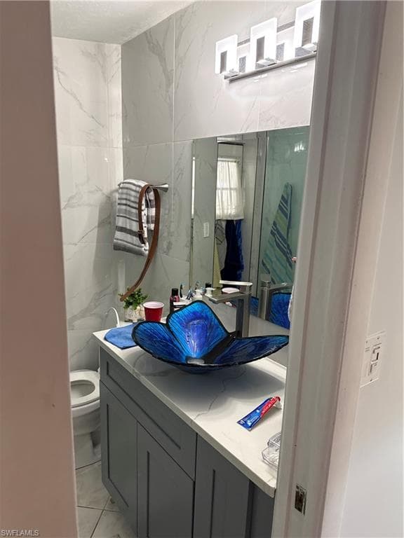 4256 31st Pl SW, Naples, FL 34116-9