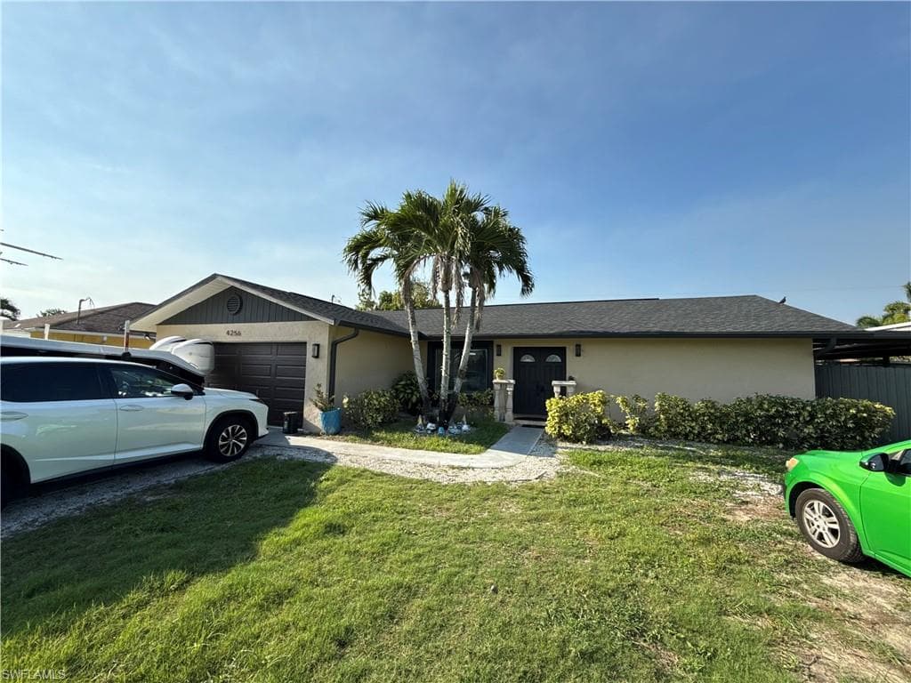 4256 31st Pl SW, Naples, FL 34116-1