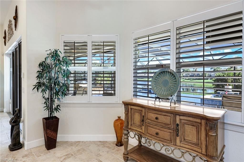 9684 Cobalt Cove Cir, Naples, FL 34120-15