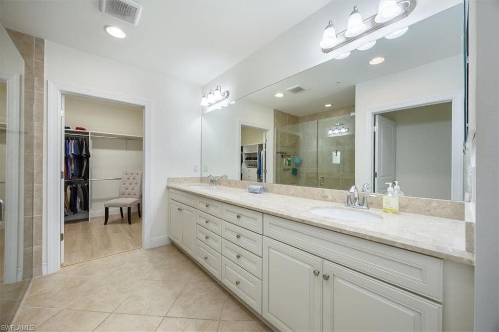 15177 Butler Lake Dr 101, Naples, FL 34109-16