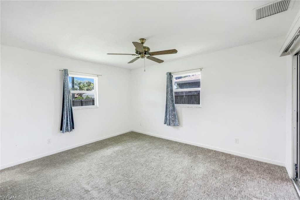 552 95th Ave N, Naples, FL 34108-15