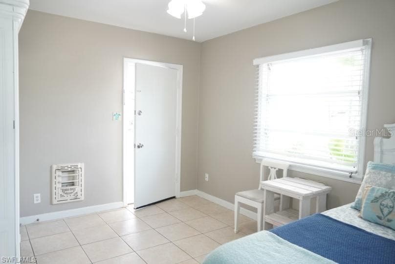 1761 Siesta Dr, Sarasota, FL 34239-17