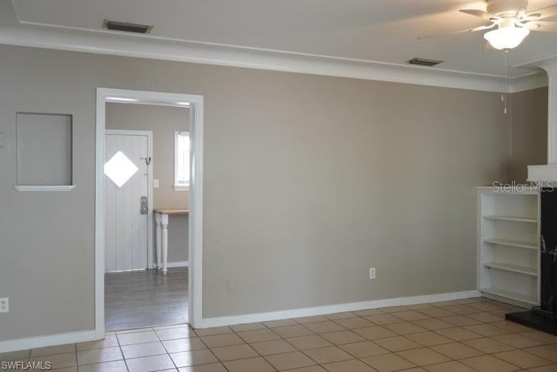 1761 Siesta Dr, Sarasota, FL 34239-4