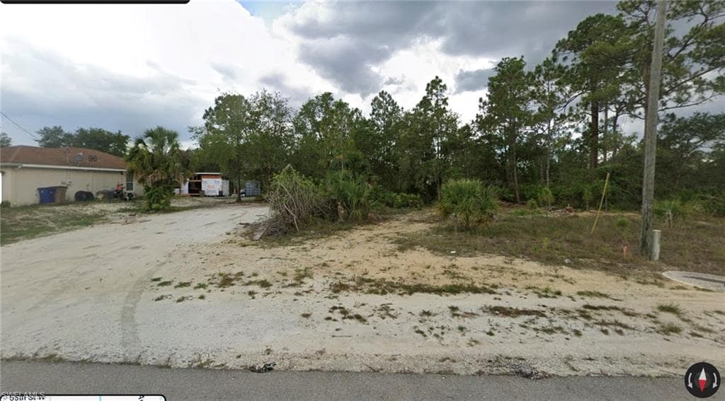 2523 53rd St W, Lehigh Acres, FL 33971-1