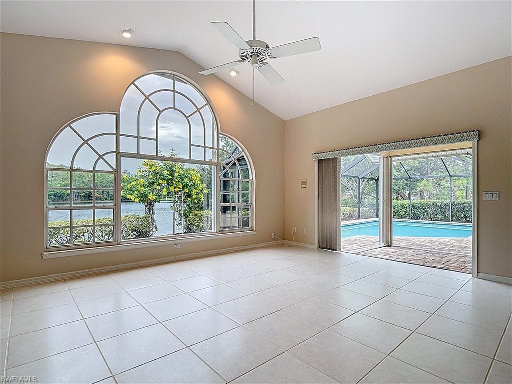 6806 Wellington Dr, Naples, FL 34109-9