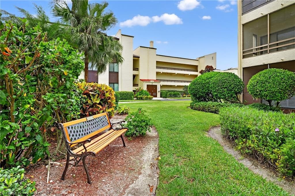 3635 Boca Ciega Dr 201, Naples, FL 34112-32