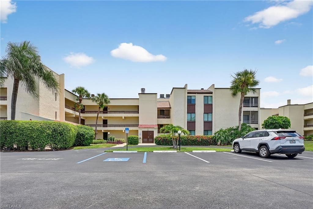 3635 Boca Ciega Dr 201, Naples, FL 34112-35