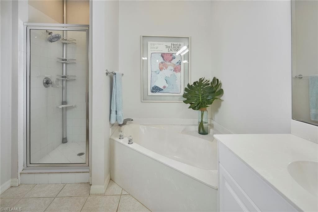 6275 Wilshire Pines Cir 1008, Naples, FL 34109-16
