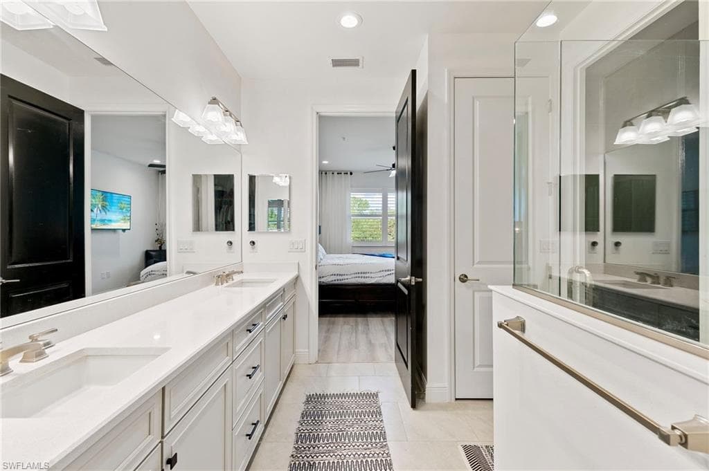 2567 Seychelles Dr 207, Naples, FL 34112-14