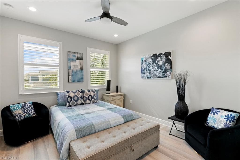 2567 Seychelles Dr 207, Naples, FL 34112-15