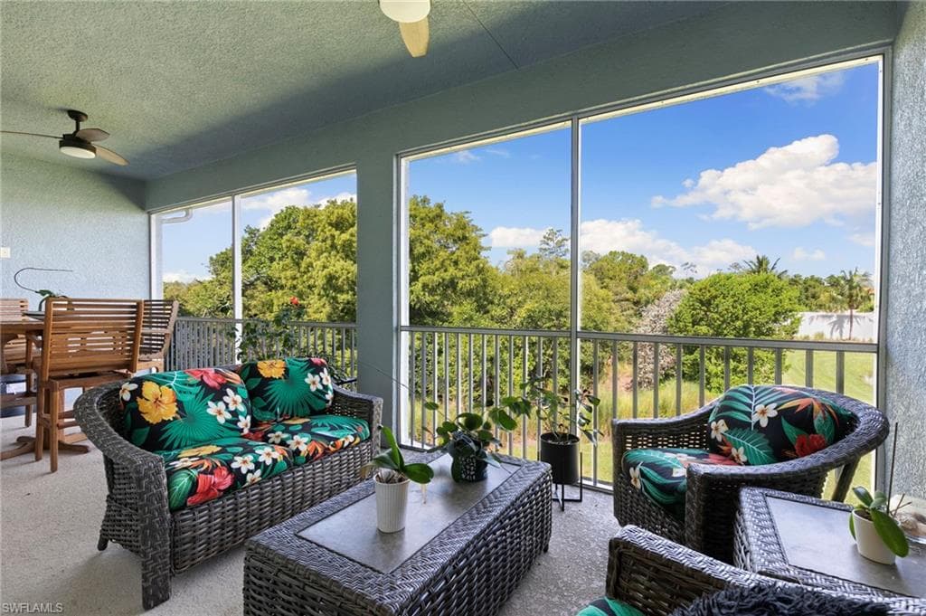 2567 Seychelles Dr 207, Naples, FL 34112-27