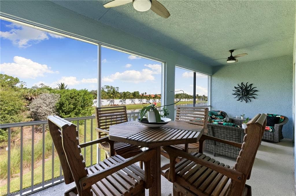 2567 Seychelles Dr 207, Naples, FL 34112-28