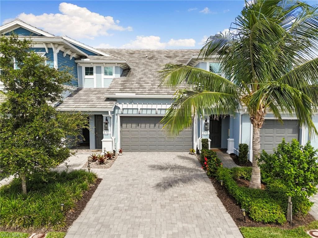 2567 Seychelles Dr 207, Naples, FL 34112-31
