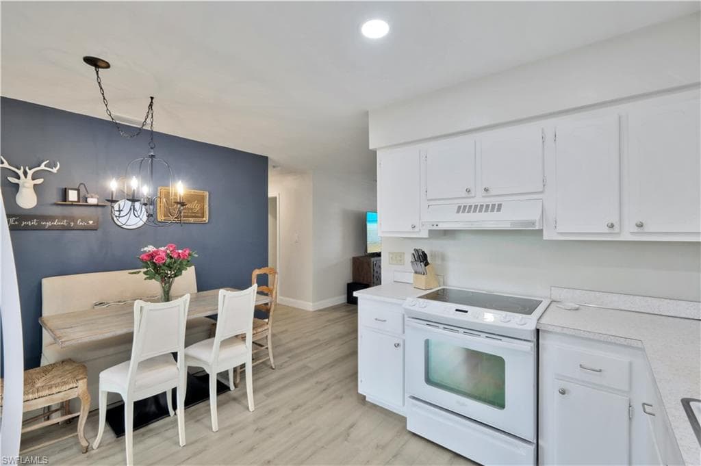 713 Palm View Dr Dp4, Naples, FL 34110-5