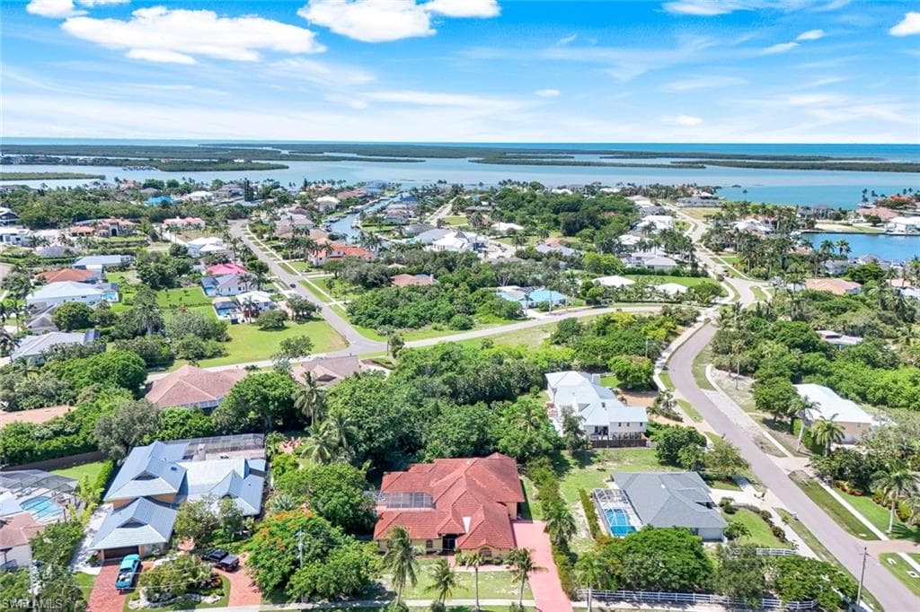 1841 Olds Ct, Marco Island, FL 34145-46
