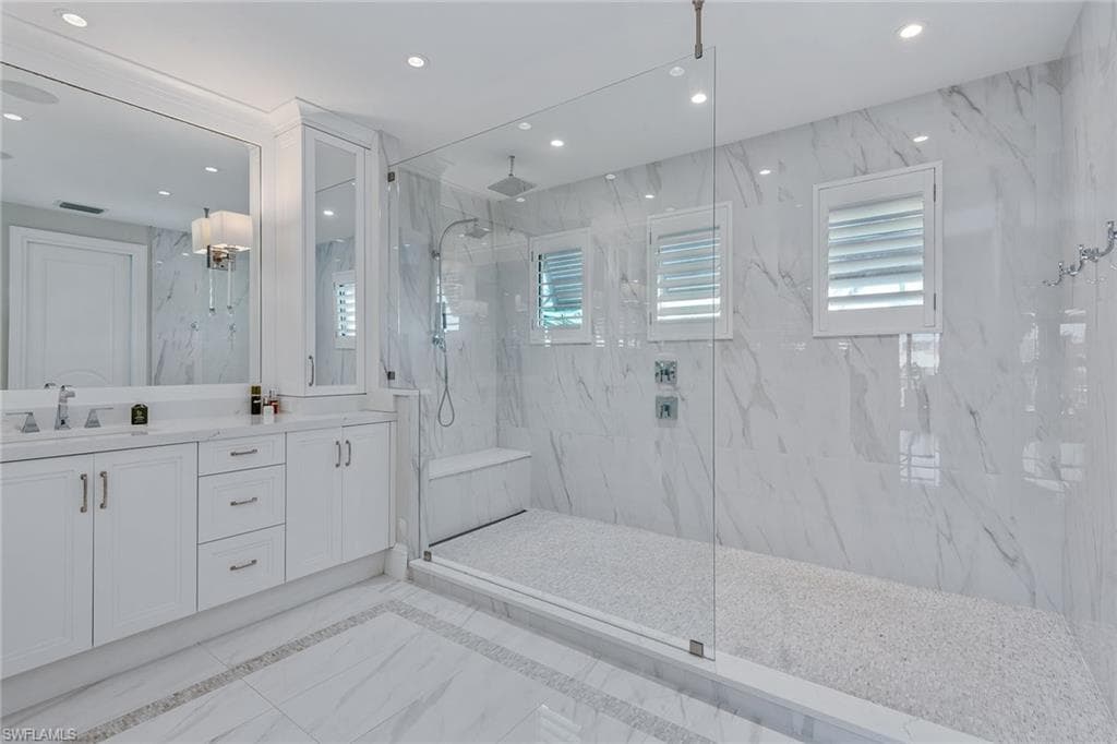 434 Trade Winds Ave, Naples, FL 34108-26