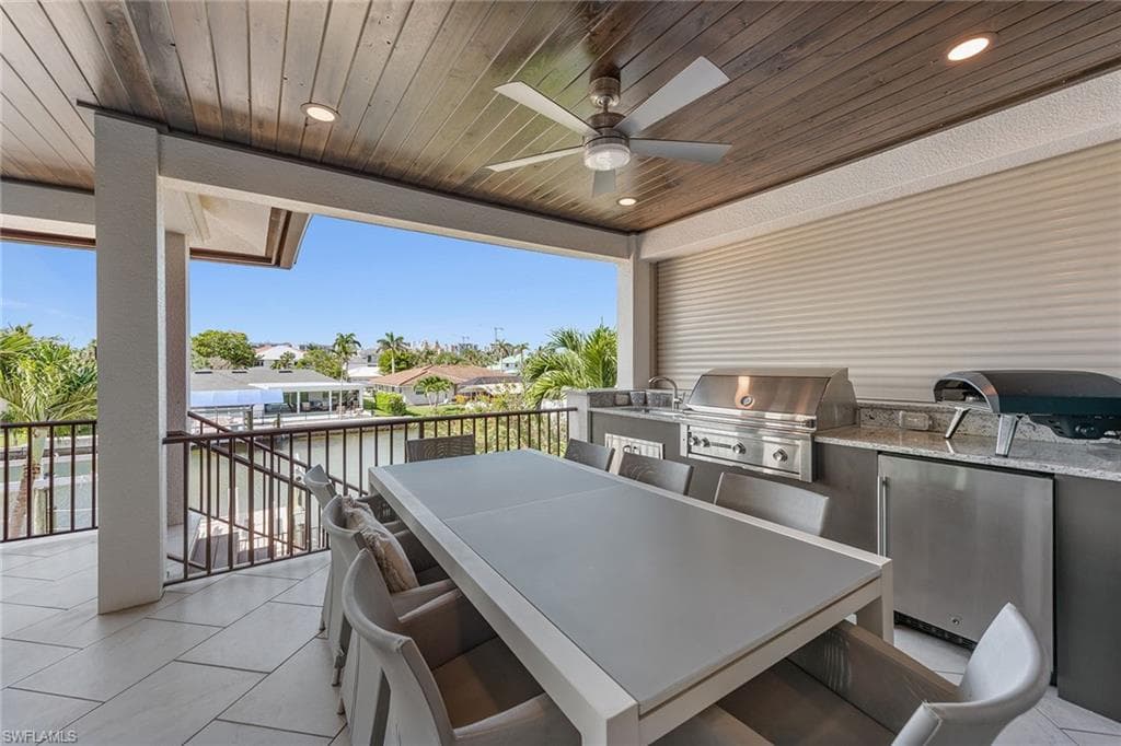 434 Trade Winds Ave, Naples, FL 34108-50