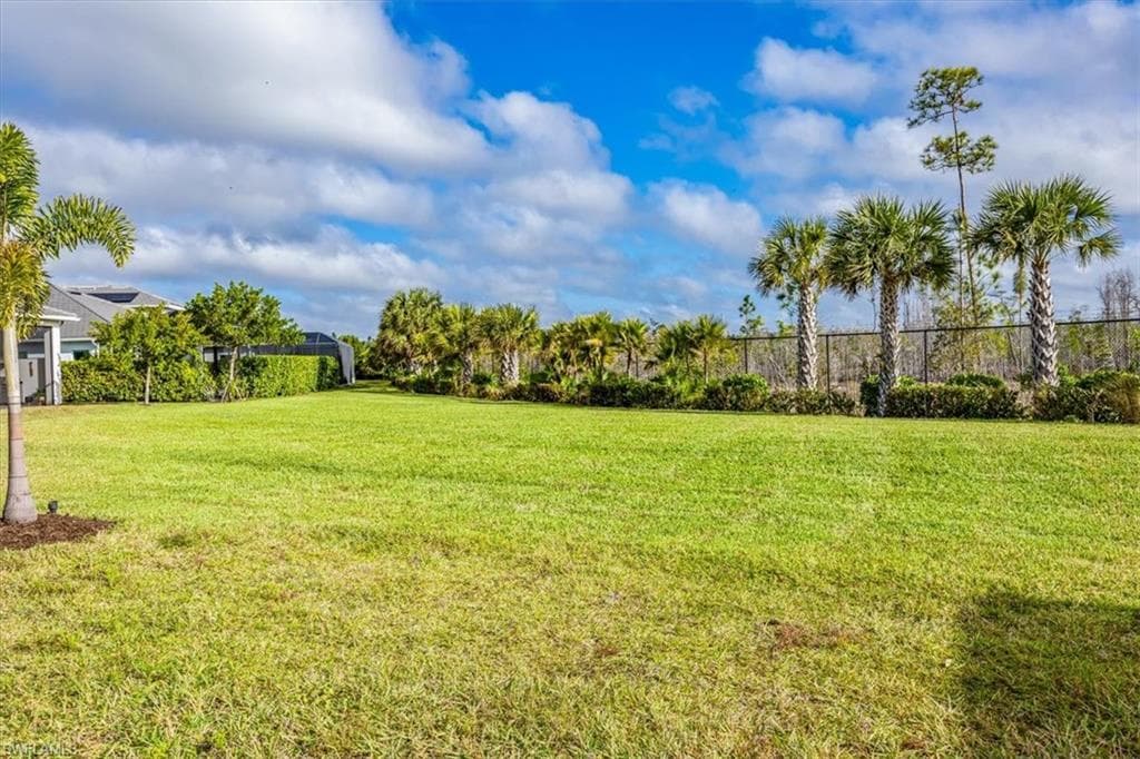 9088 Caicos Way, Naples, FL 34114-27