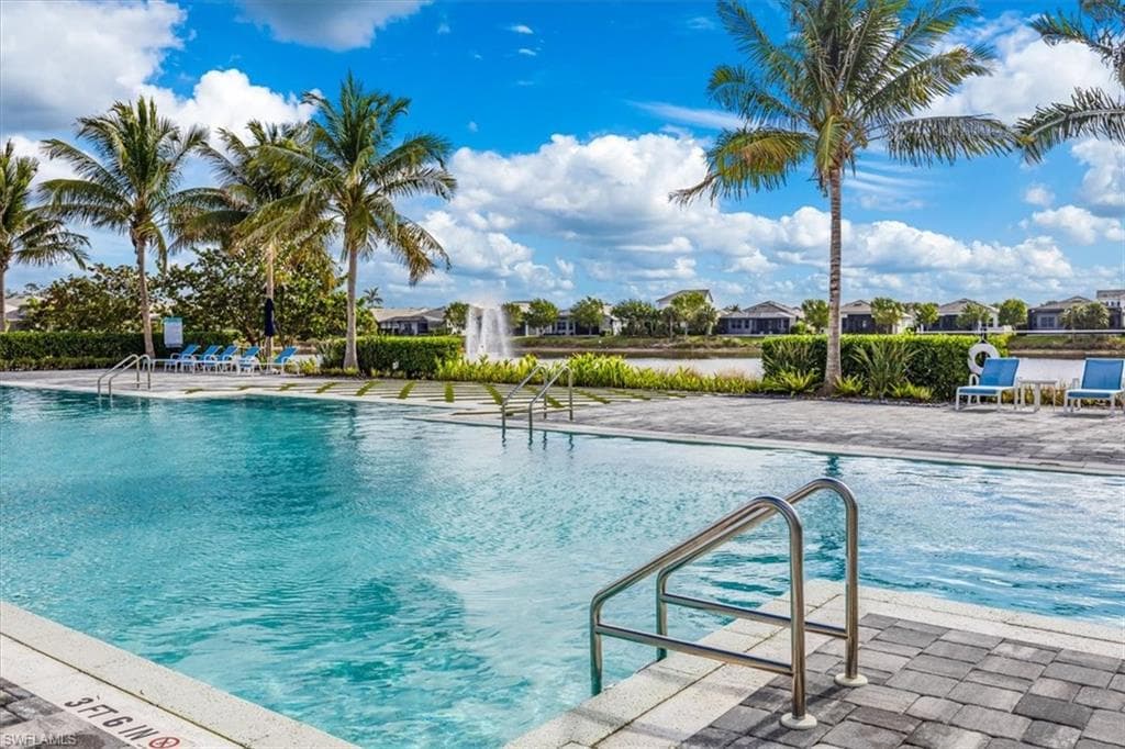 9088 Caicos Way, Naples, FL 34114-32