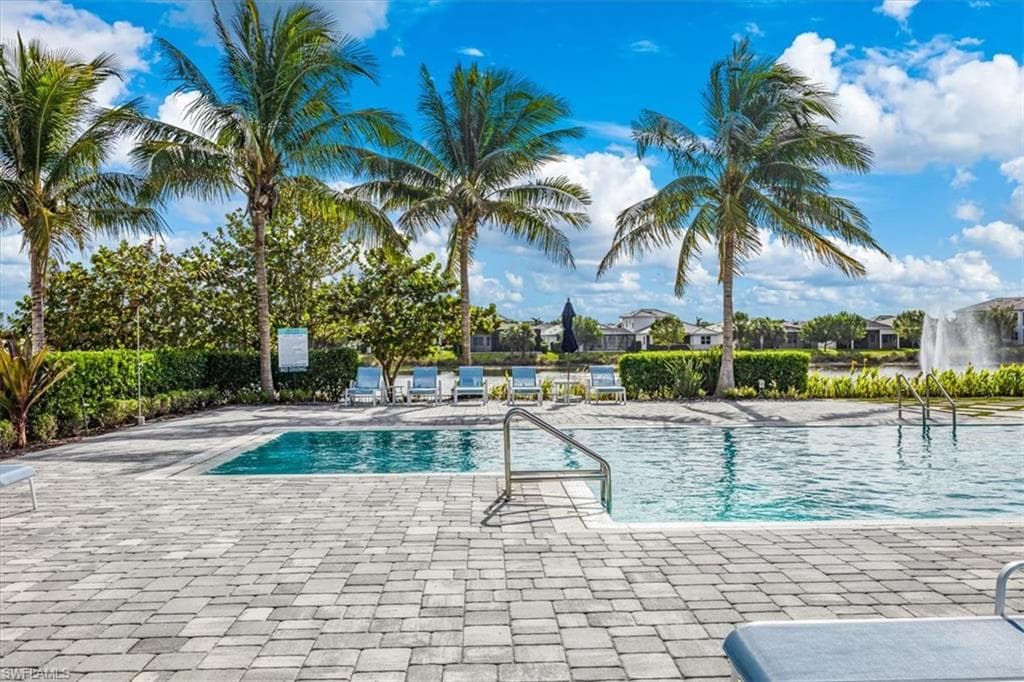 9088 Caicos Way, Naples, FL 34114-34