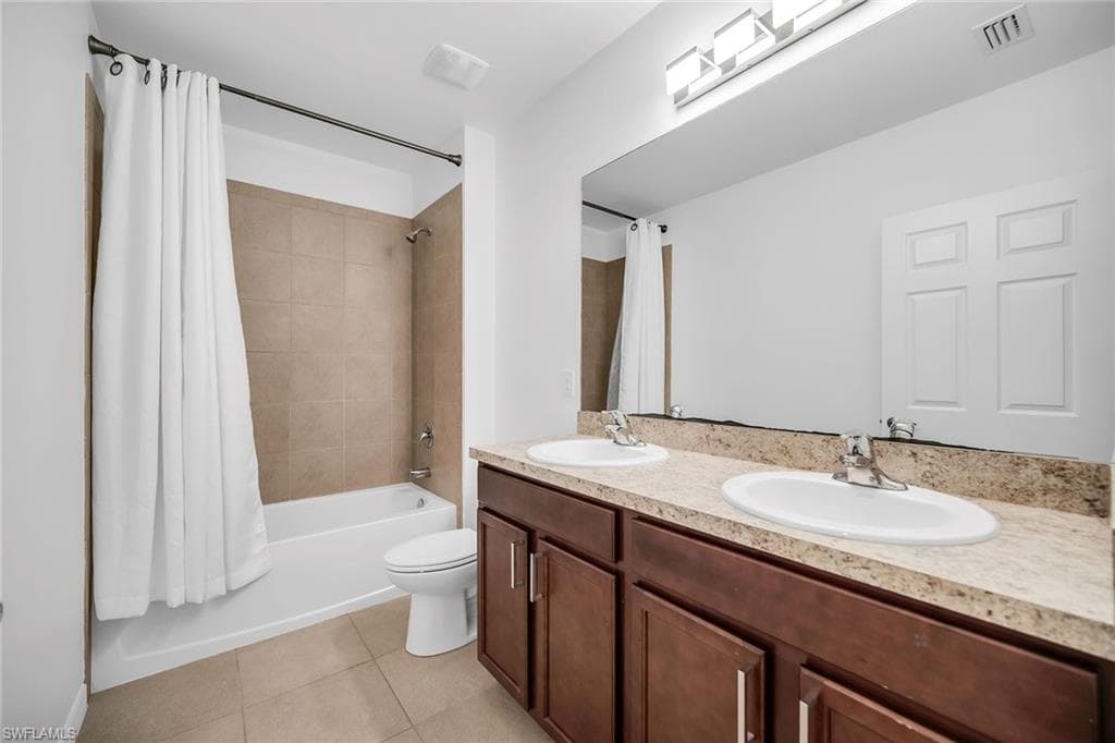 26974 Wildwood Pines Ln, Bonita Springs, FL 34135-28