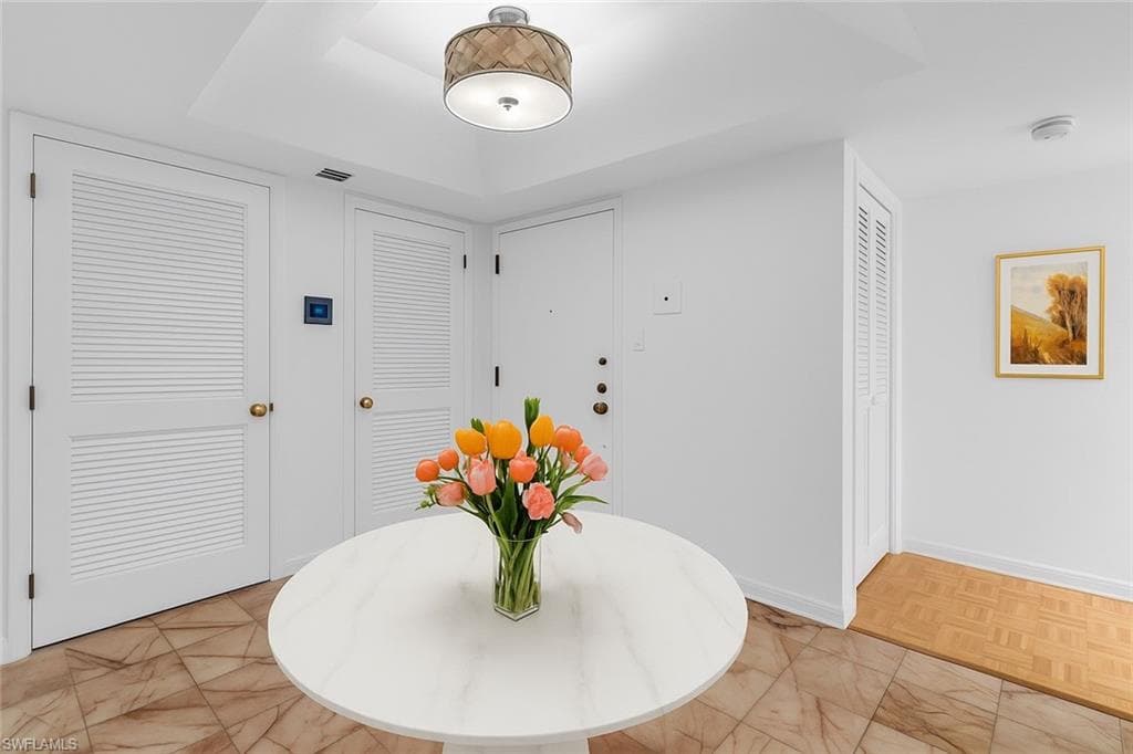 3430 Gulf Shore Blvd N 4j, Naples, FL 34103-16