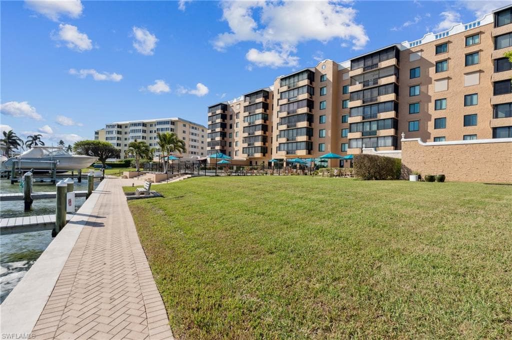 3430 Gulf Shore Blvd N 4j, Naples, FL 34103-30