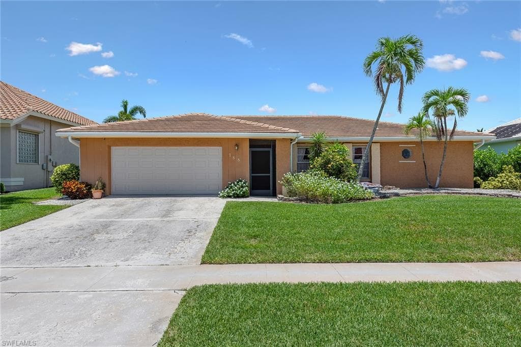 788 Sea Ct, Marco Island, FL 34145-10