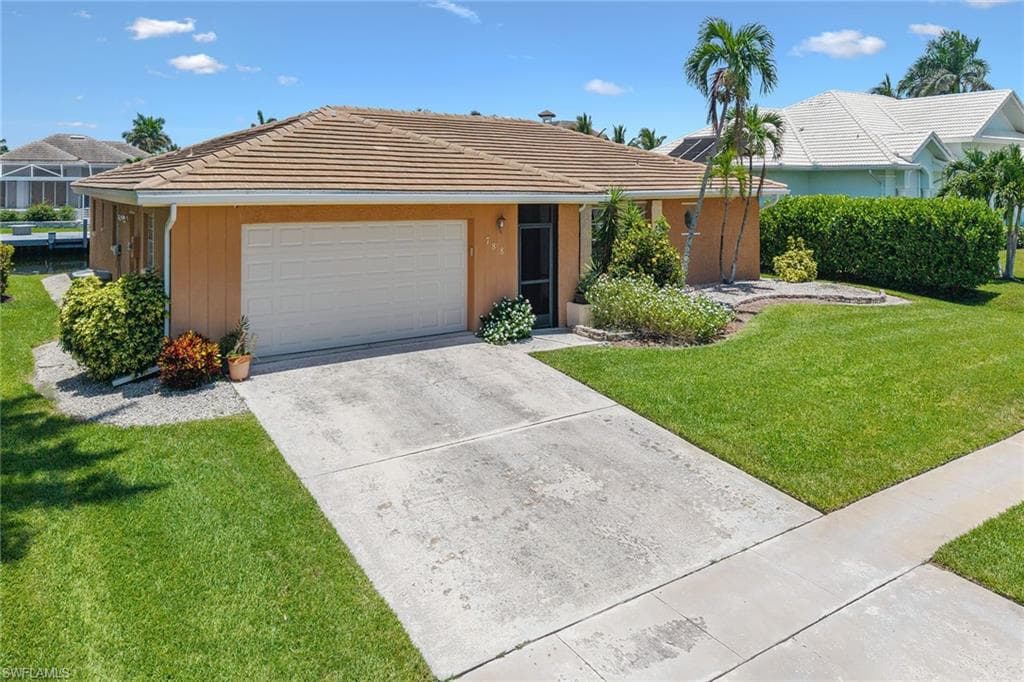 788 Sea Ct, Marco Island, FL 34145-12