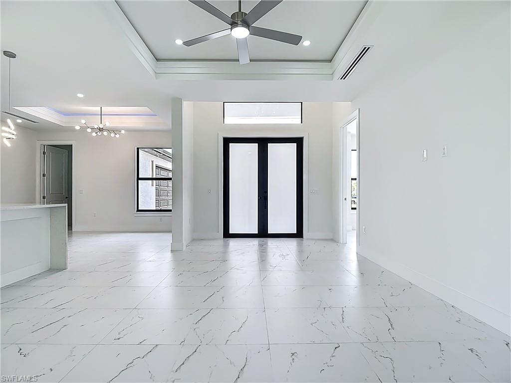 2707 36th Ave SE, Naples, FL 34117-11