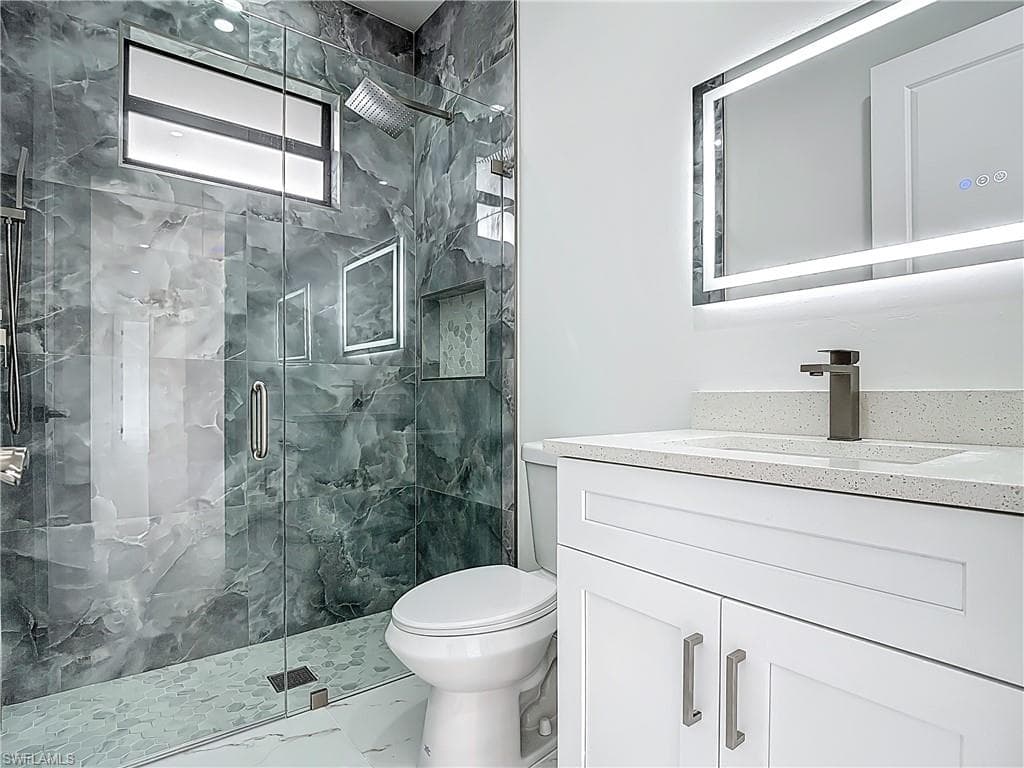 2707 36th Ave SE, Naples, FL 34117-41