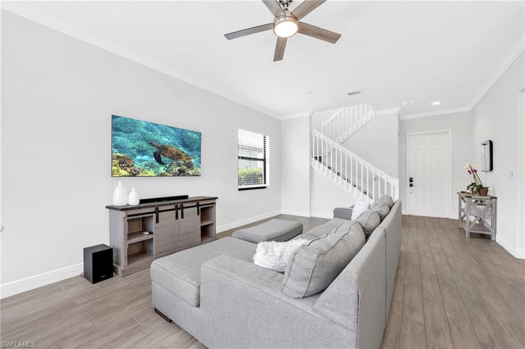 8847 Madrid Cir, Naples, FL 34104-10