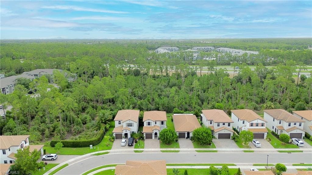 8847 Madrid Cir, Naples, FL 34104-31