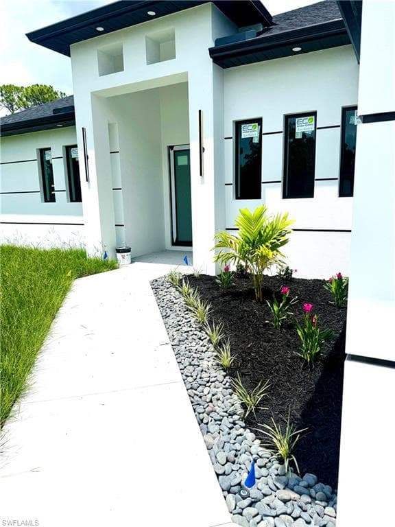 1421 Poinsettia Ave, Lehigh Acres, Fl 33972-3