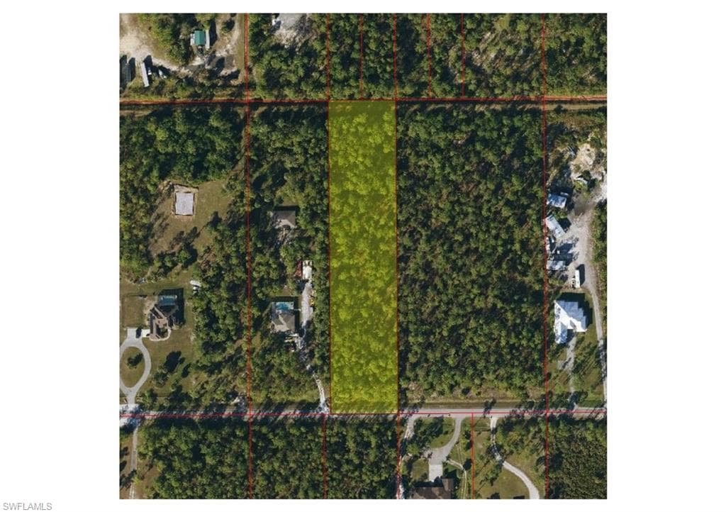 3975 8th Ave NE, Naples, FL 34120-3