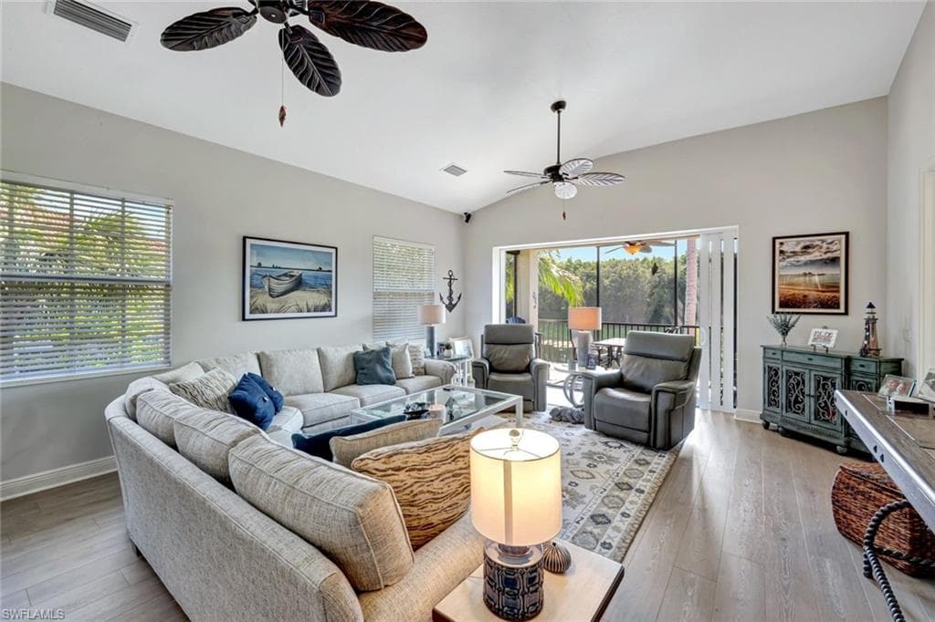 7842 Hawthorne Dr 1703, Naples, FL 34113-9