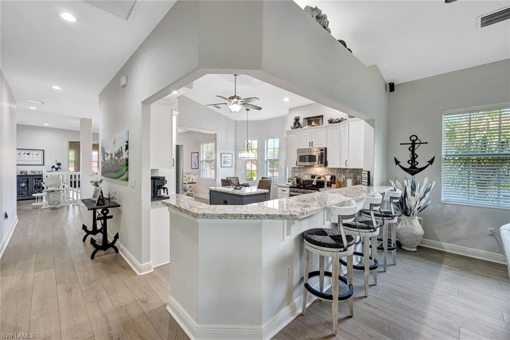 7842 Hawthorne Dr 1703, Naples, FL 34113-11